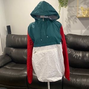 Empyre windbreaker